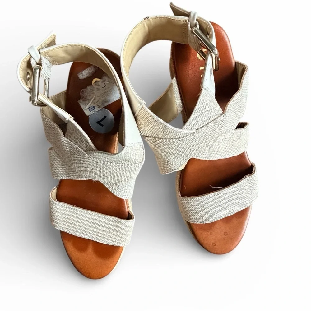 Unisa Cream Wedge Sandals size 7